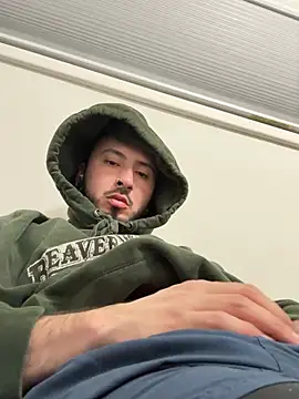 haytiene1 online show from February 28, 12:59 pm