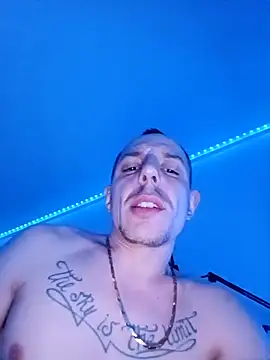 Hugo1993 online show from April 1, 7:44 pm