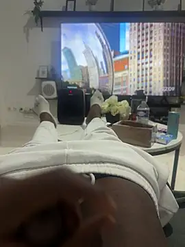 simens76 online show from March 4, 9:11 pm