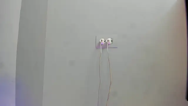 Nahomy Collins  online show from March 21, 7:29 pm