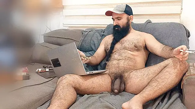 Barba Negra Fumador online show from May 19, 2:34 pm