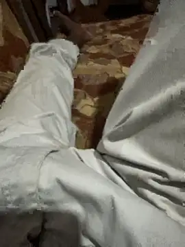 DimuthuBoy online show from April 19, 2:49 pm