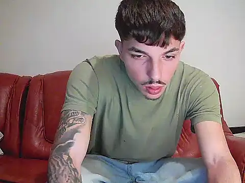 danbig01 online show from March 23, 6:19 am