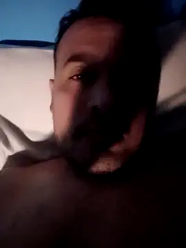 Ezehombre online show from March 25, 6:01 pm