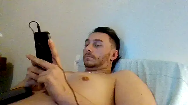 TallHungandCloudy69 online show from March 7, 2:48 pm