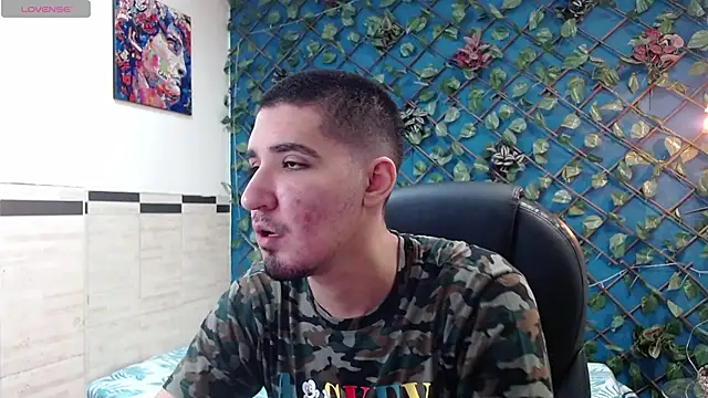 Roccoallegeri online show from April 21, 12:00 pm