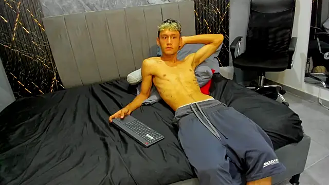 TedyX99 online show from April 18, 7:58 pm