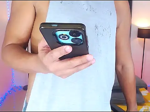 IANhARDfUcker online show from March 16, 11:36 am