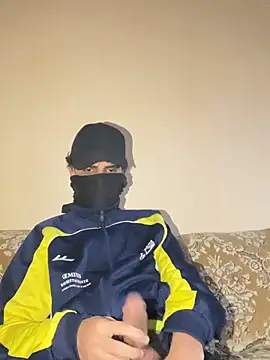 marouaN197 online show from March 9, 10:20 am