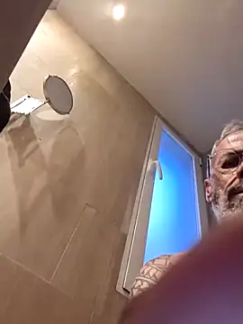 XXX666HEIL online show from April 24, 6:54 pm