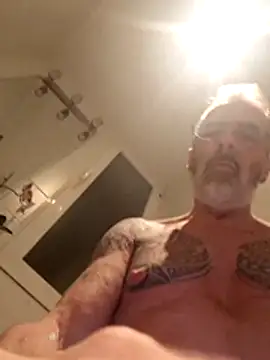 XXX666HEIL online show from June 9, 10:55 pm