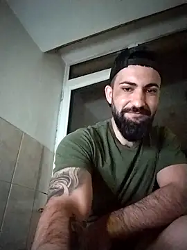 Tommy Porn  online show from April 25, 9:34 pm