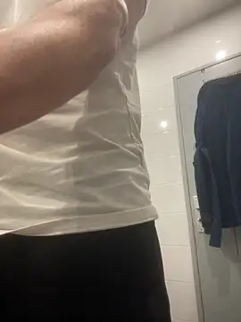 chatisfaction online show from March 23, 4:46 pm