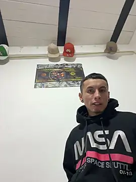 ManSexyyHot online show from March 12, 4:53 am