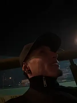 ManSexyyHot online show from March 27, 12:26 am