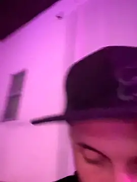 ManSexyyHot online show from March 8, 4:38 am