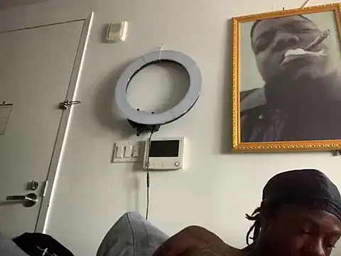 bigyenwood online show from May 27, 2:36 pm