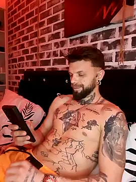 Blue ey online show from March 24, 7:40 pm