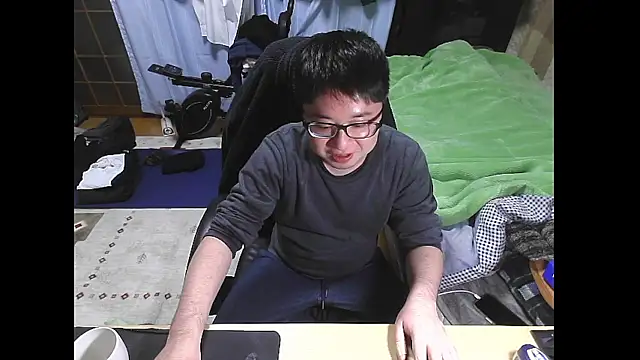 hide39 online show from March 17, 3:03 pm