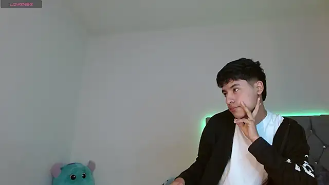 Sebas fire4 online show from May 14, 1:14 am