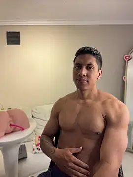 Paulcreewx online show from April 7, 8:20 pm