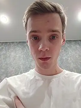 yemaxx online show from March 14, 7:10 pm