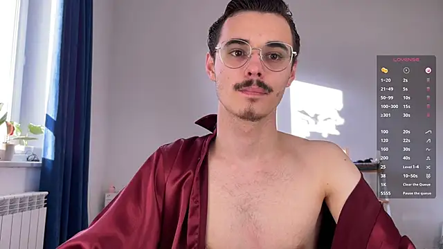 BalderSimmons online show from April 22, 2:44 pm