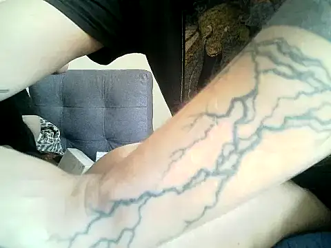 SirNefastus online show from April 8, 8:58 am