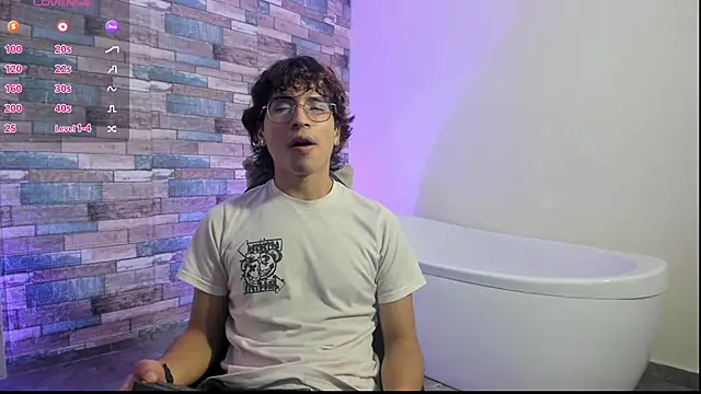 JUSTIN TAY1 online show from April 1, 11:45 am