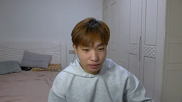 Similu-001 online show from March 16, 9:24 am