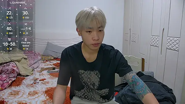 Similu-001 online show from March 23, 10:10 am