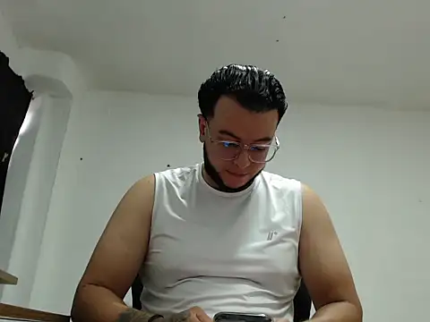 dirtyboyy 96 online show from March 27, 3:46 pm