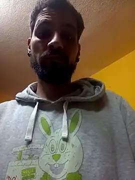 tudeseo01 online show from March 27, 11:11 am