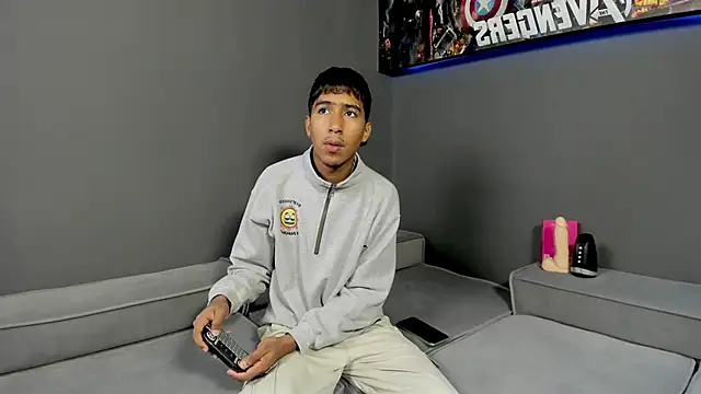 Ender h0tt online show from June 17, 1:57 pm