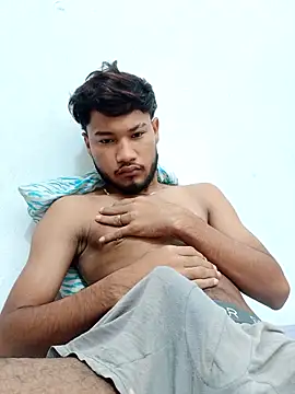 Rafael04 26 online show from April 10, 11:50 am