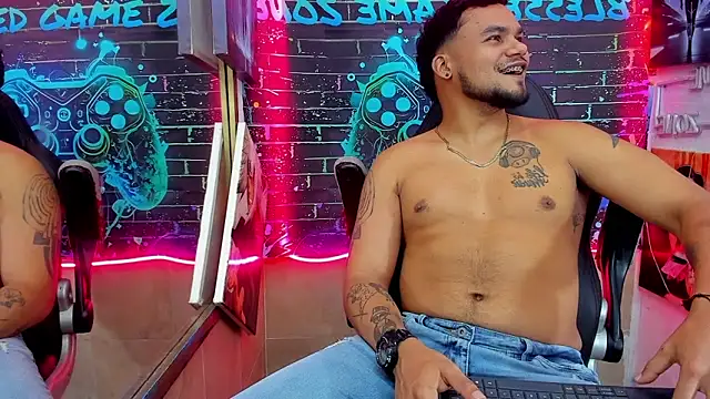 Dereck jackson  online show from March 12, 8:38 pm