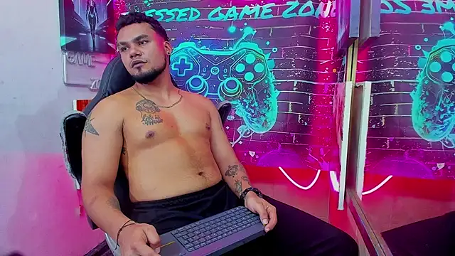 Dereck jackson  online show from March 15, 8:59 pm