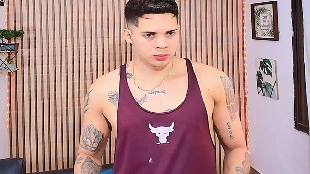 johan speitzer online show from March 20, 2:26 am