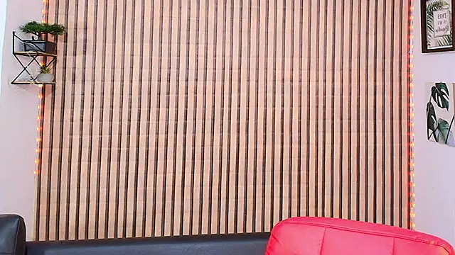 johan speitzer online show from April 21, 12:35 am