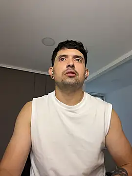 TroyeSavage online show from March 22, 11:48 am