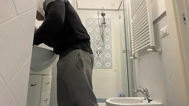 faantaasy online show from April 8, 10:40 pm