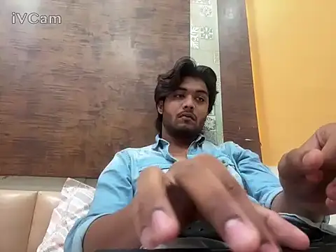 seducing boi online show from March 25, 2:32 pm