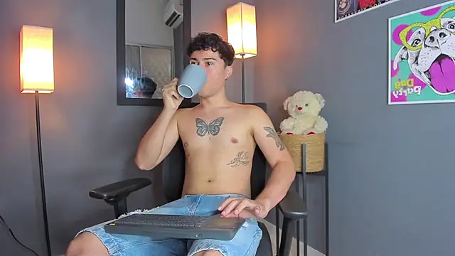 Soft Temptationxx online show from March 28, 3:23 pm