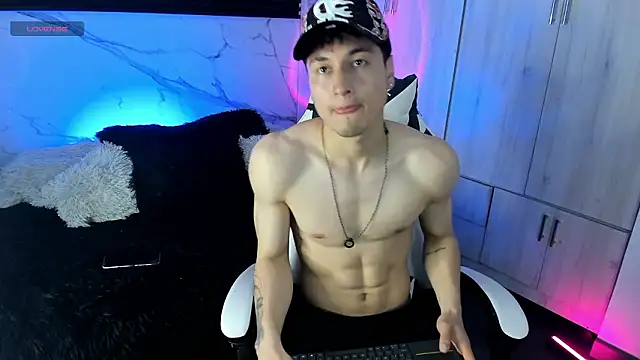 ThiagoFerrero Hot online show from March 24, 5:18 pm