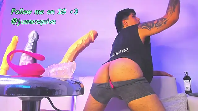 ThomasThundr online show from April 17, 5:32 am