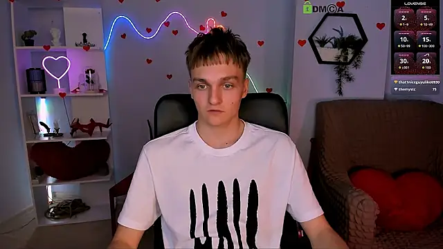 john lik online show from April 9, 12:33 pm