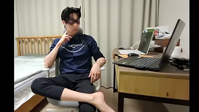 playxh11 online show from May 9, 1:56 pm