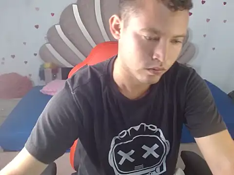 sven fox723 online show from March 16, 1:04 pm