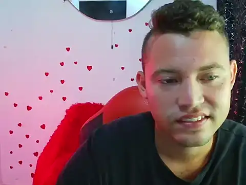 sven fox723 online show from May 11, 3:07 pm