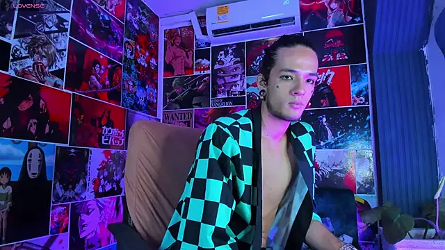 Skinny Mac online show from May 14, 12:30 am